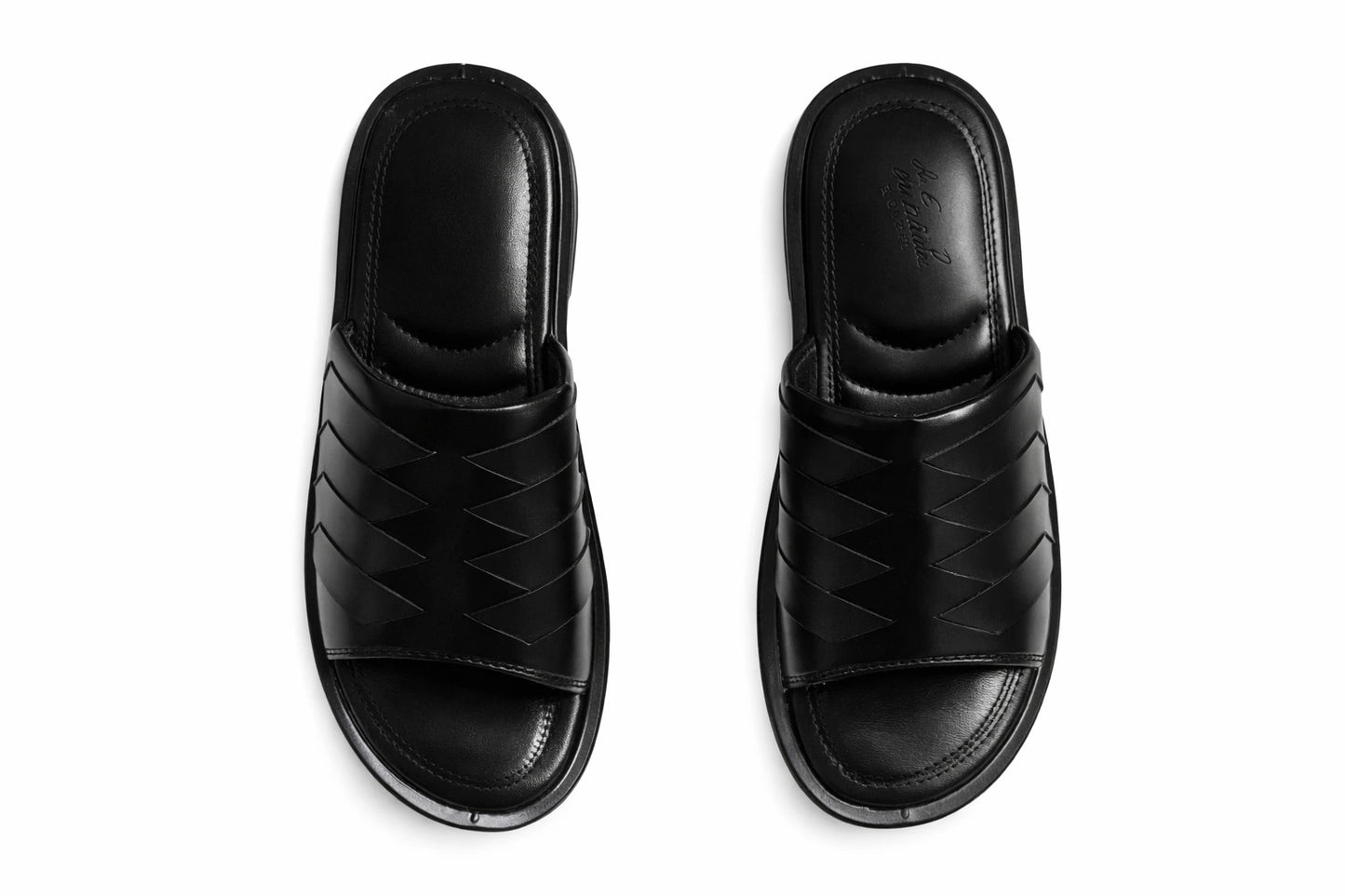 an image of slipper from vietnam.com.pk